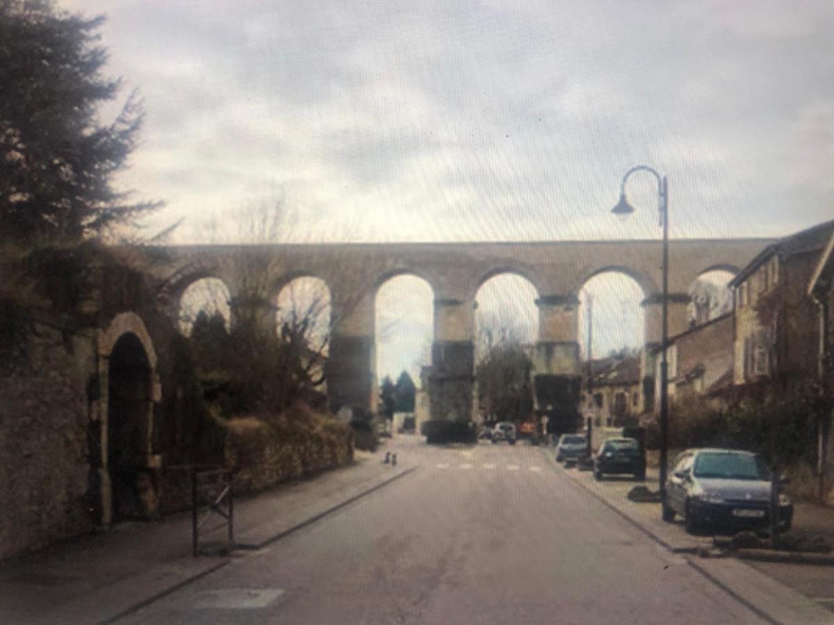 Metz-Sud - Appartement 120 M2 Dans Maison Du XVIII - Jouy Aux Arches Entre Nancy Et Luxembourg - Proximite Toutes Commodites Dış mekan fotoğraf